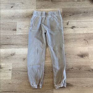Grey sundry sweatpants size 1